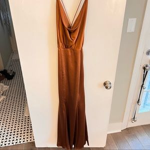 Fame & Partners Gown - Size 6